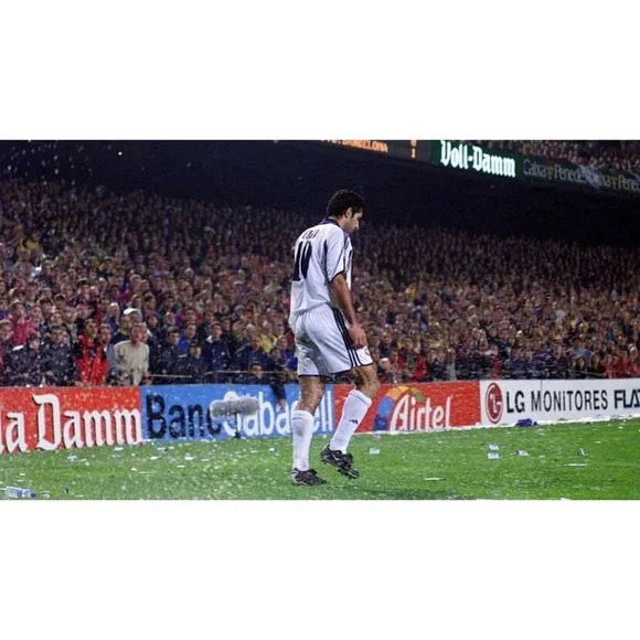 Figo Real Madrid 2000 2001 Soccer Jersey Shirt XL SKU# 685331 - Picture 9 of 9